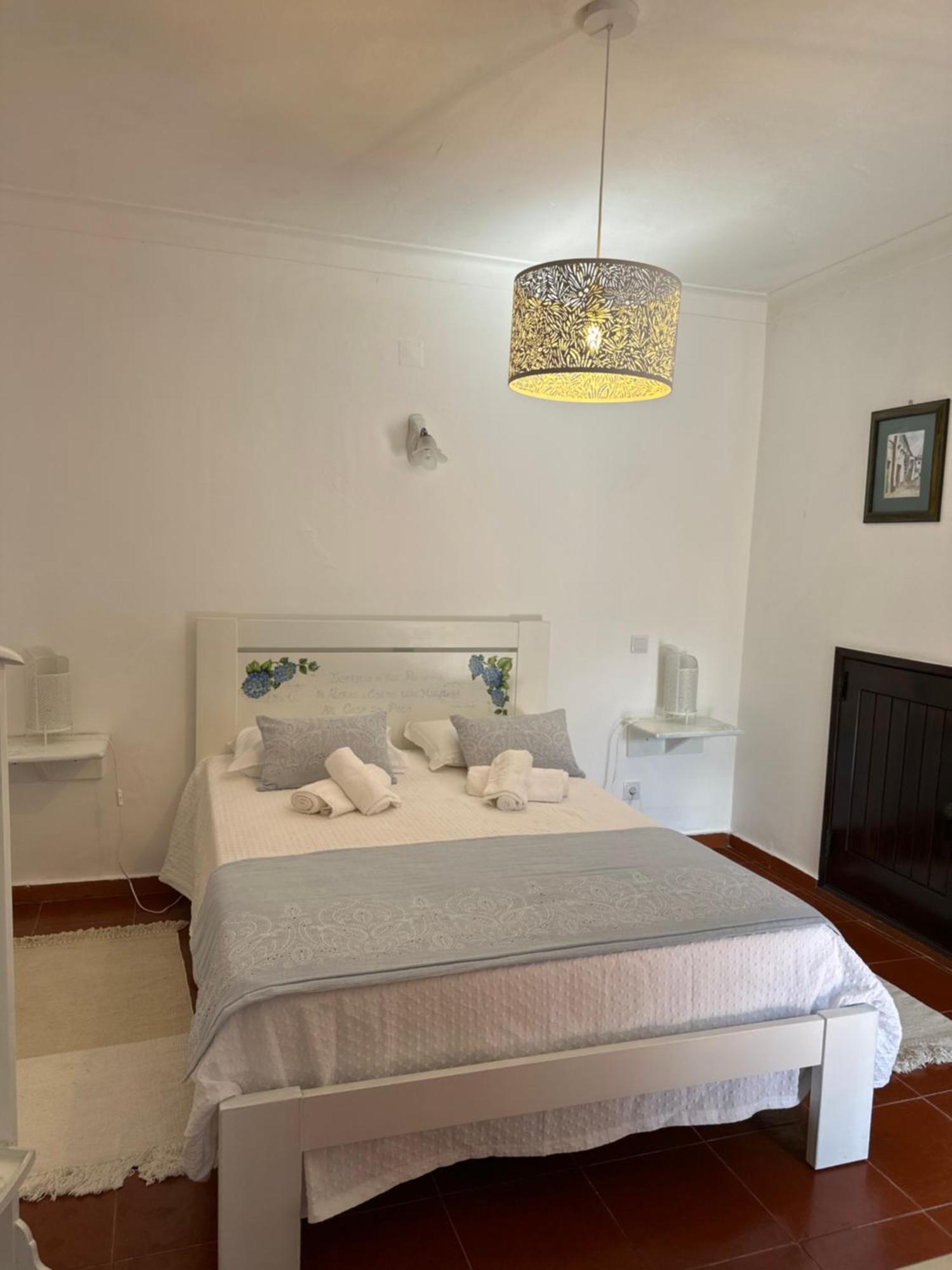 オビドス Casa Do Poco Bed & Breakfast エクステリア 写真