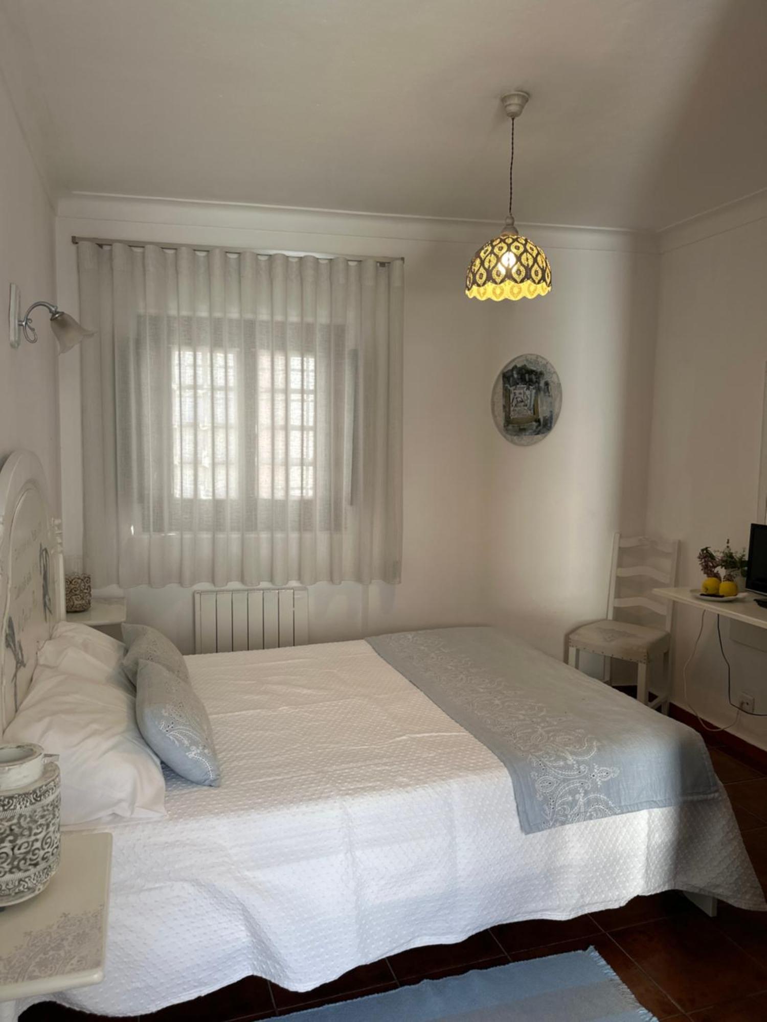 オビドス Casa Do Poco Bed & Breakfast エクステリア 写真