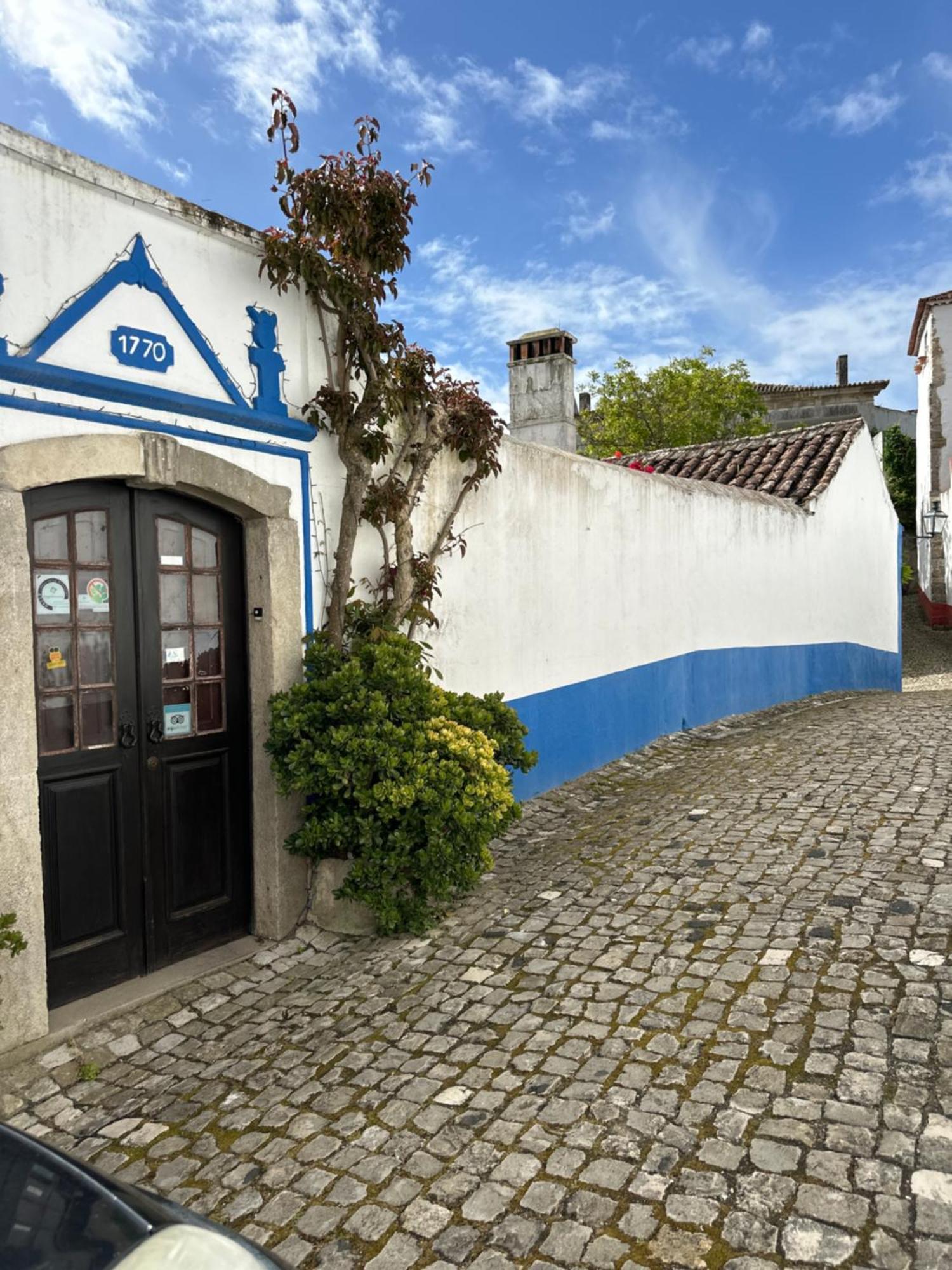 オビドス Casa Do Poco Bed & Breakfast エクステリア 写真