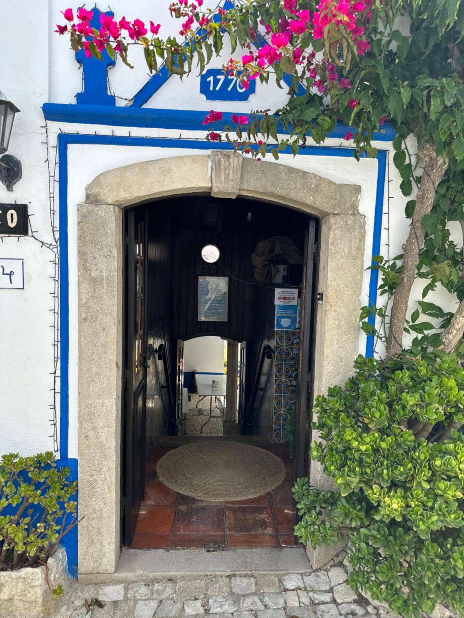 オビドス Casa Do Poco Bed & Breakfast エクステリア 写真