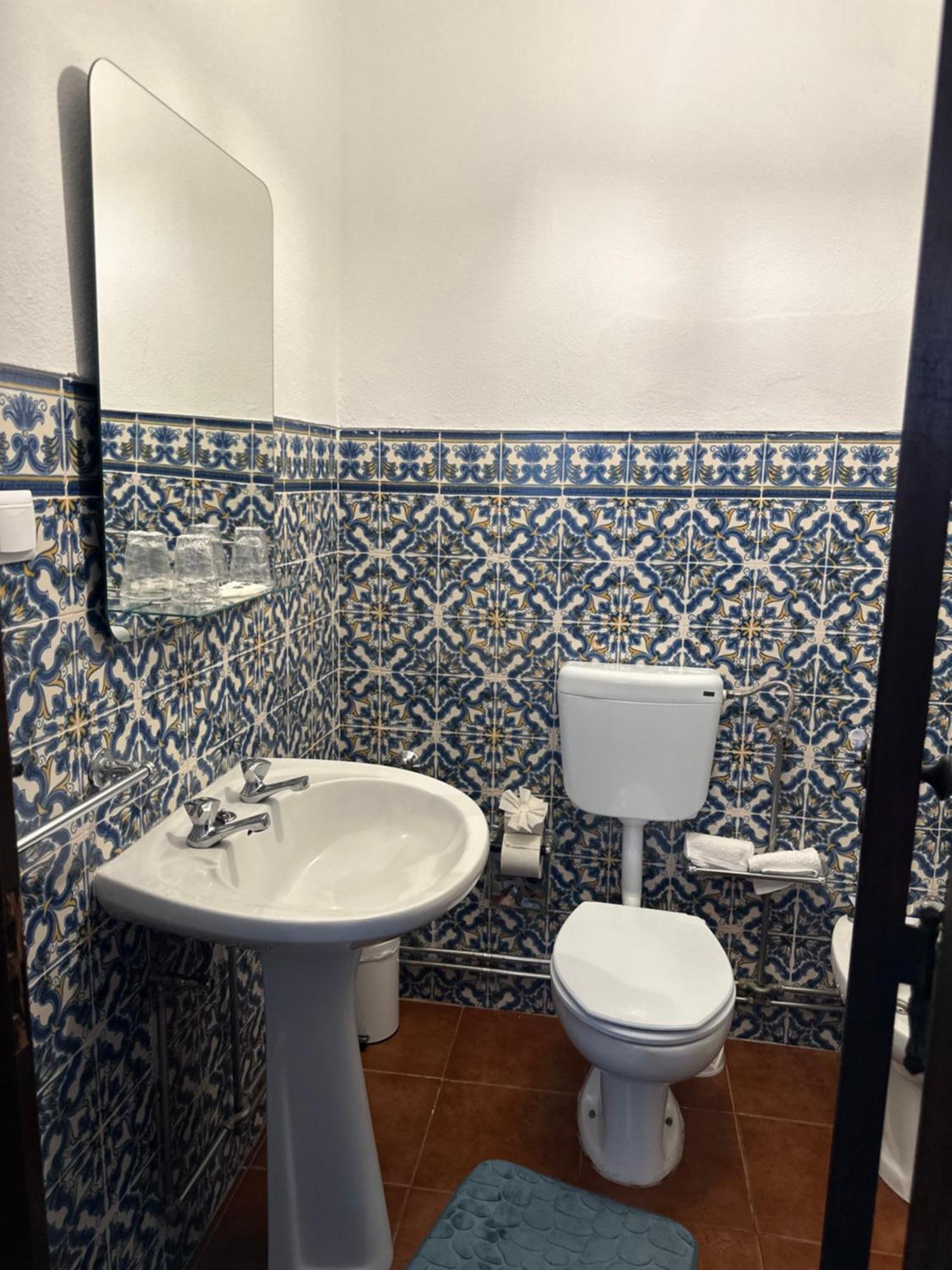 オビドス Casa Do Poco Bed & Breakfast エクステリア 写真